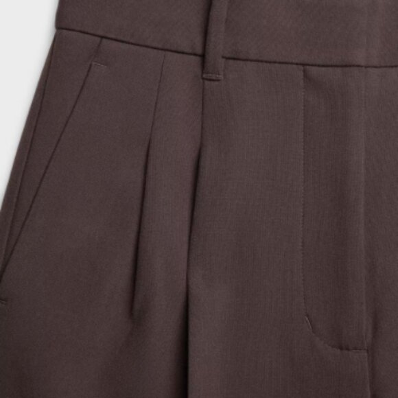 Aritzia Effortless Pant in Rich Mocha Brown - Picture 2 of 7